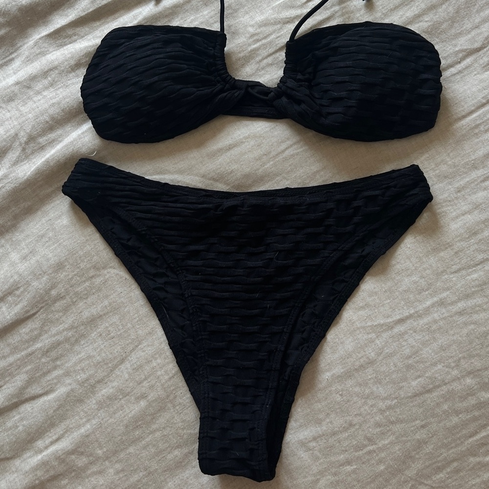 Black Bikini